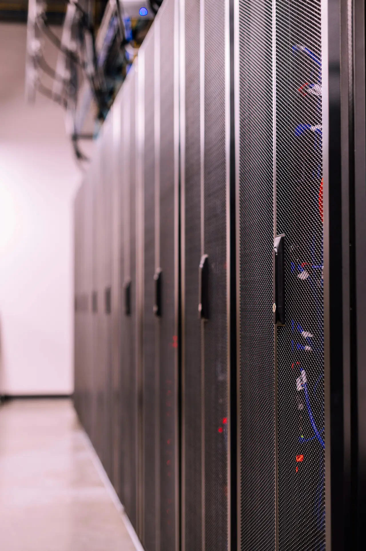 Data Centre Cooling: Precision vs. Comfort AC